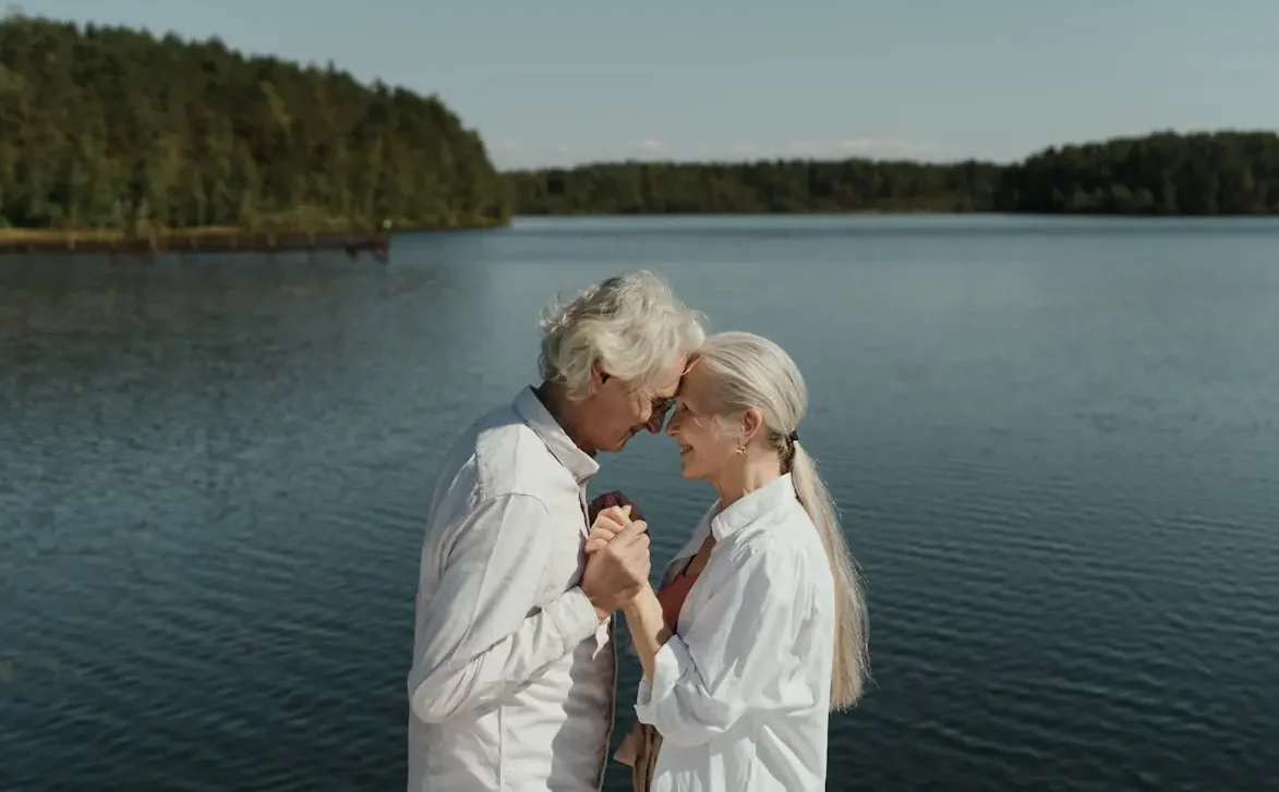 Couple de retraité vivant à l’étranger